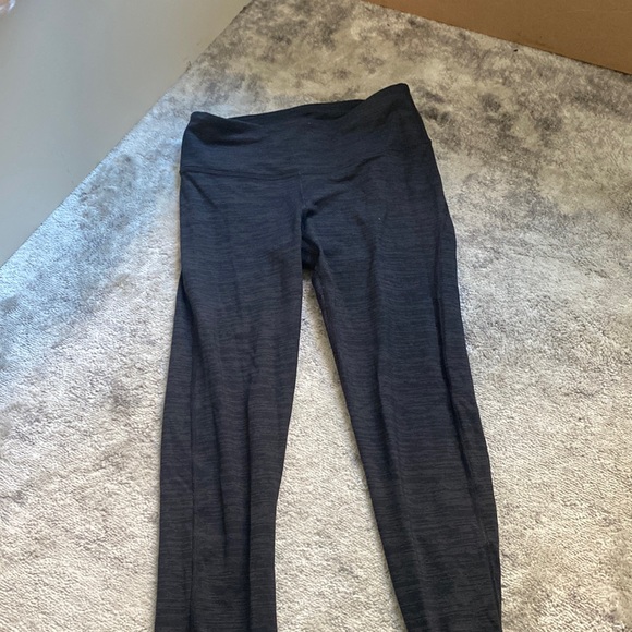 Outdoor Voices 7/8 Leggings - Picture 1 of 2